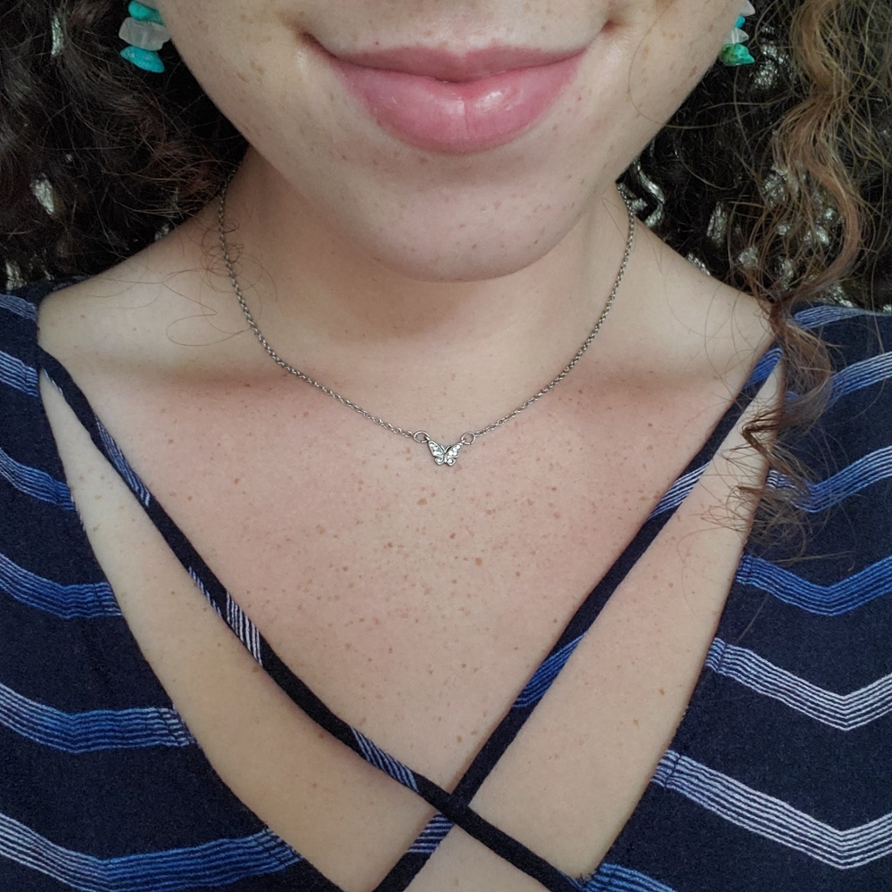 BRANDY MELVILLE BUTTERFLY NECKLACE